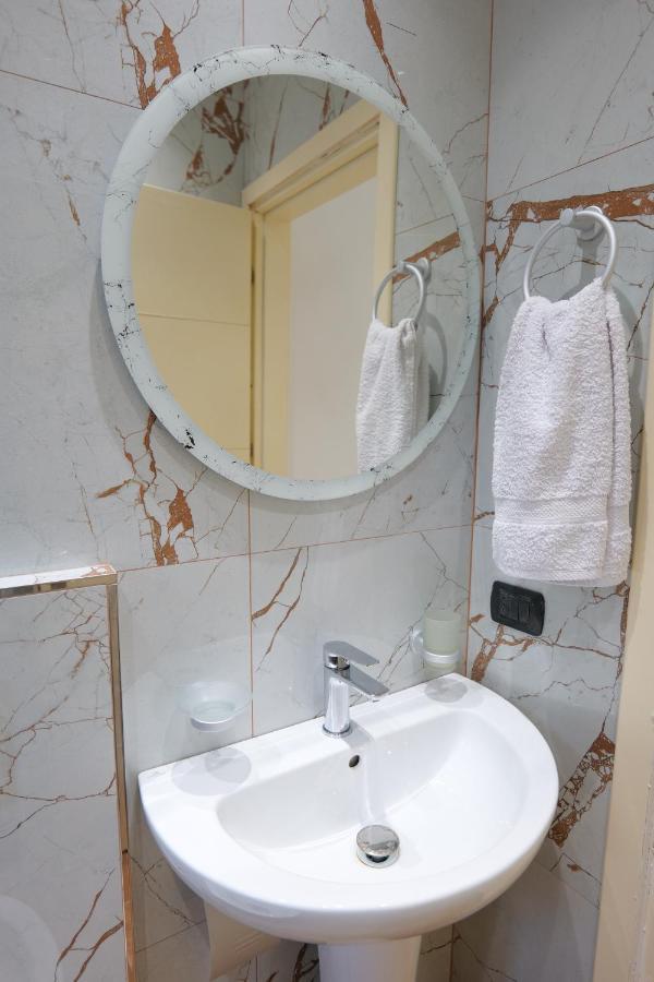 Hotel Dior Saranda Dış mekan fotoğraf