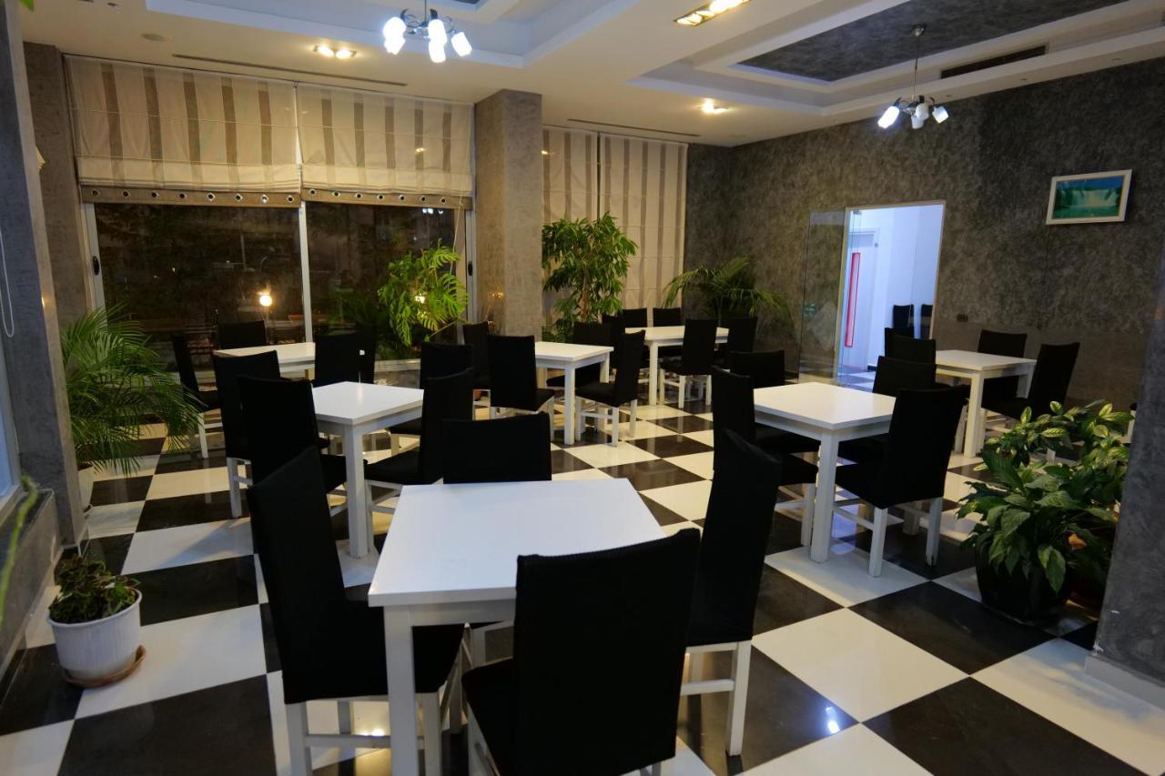 Hotel Dior Saranda Dış mekan fotoğraf