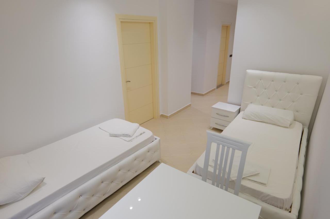 Hotel Dior Saranda Dış mekan fotoğraf